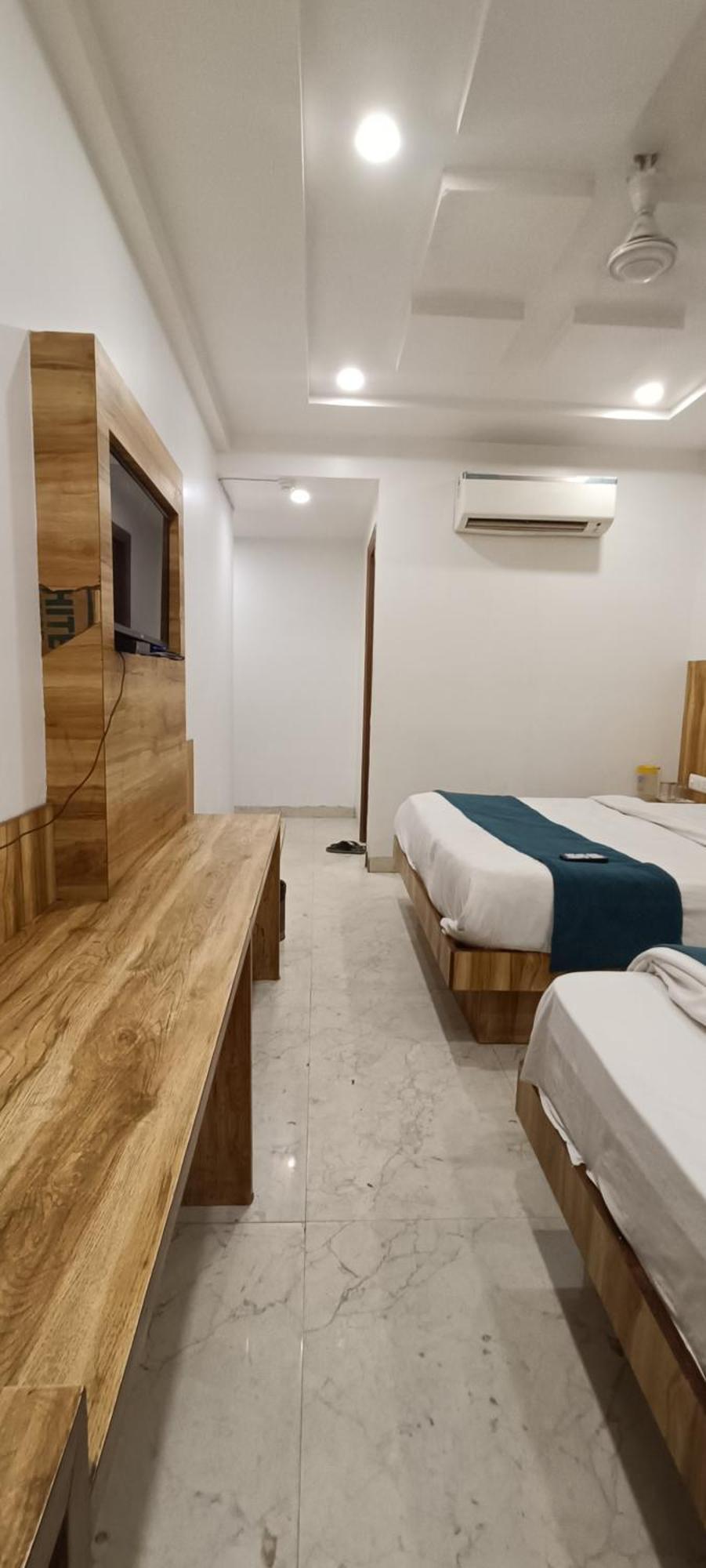 Hotel Awesome International New Delhi Luaran gambar